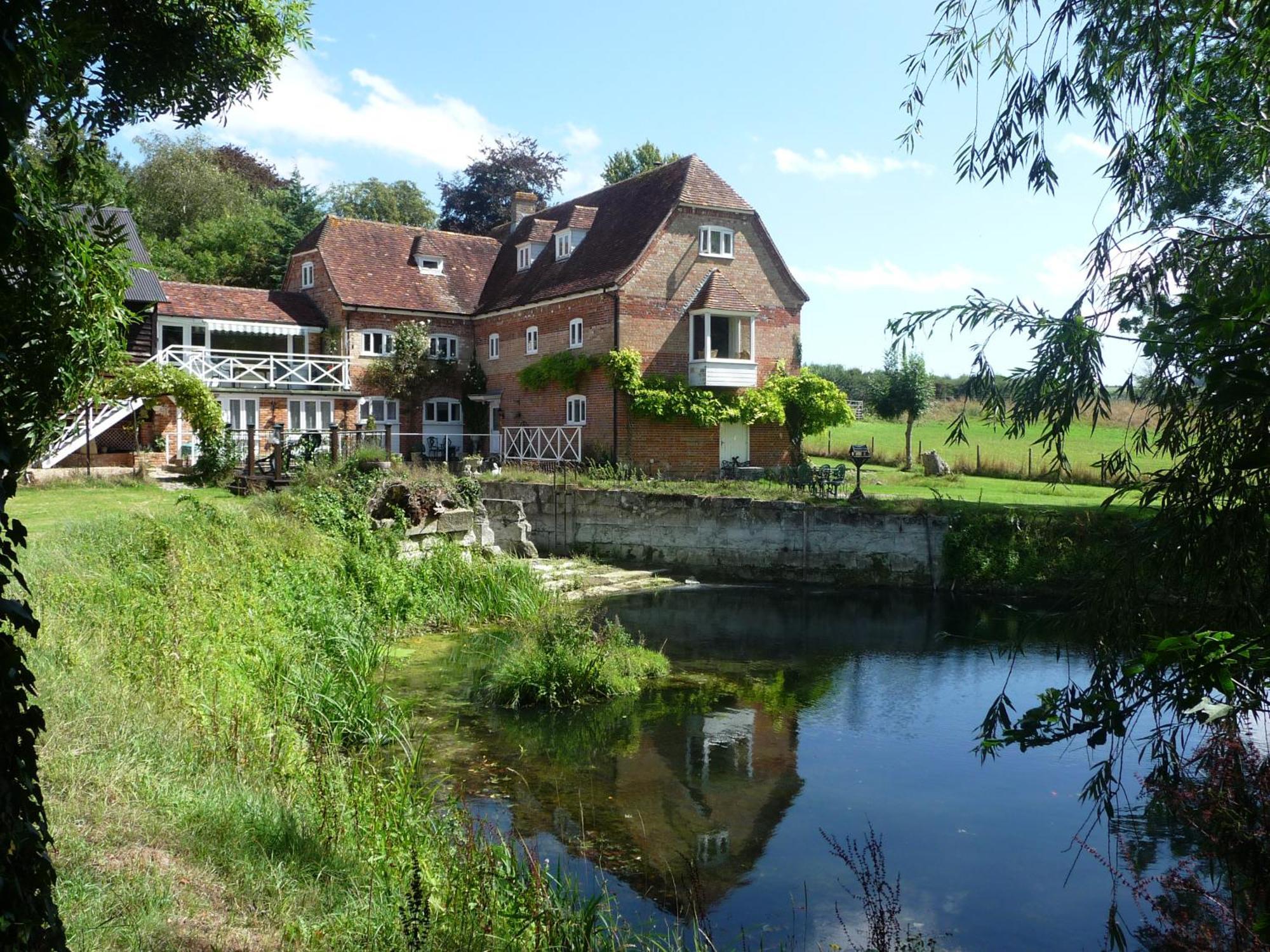 Apartmán Salisbury Old Mill House Exteriér fotografie
