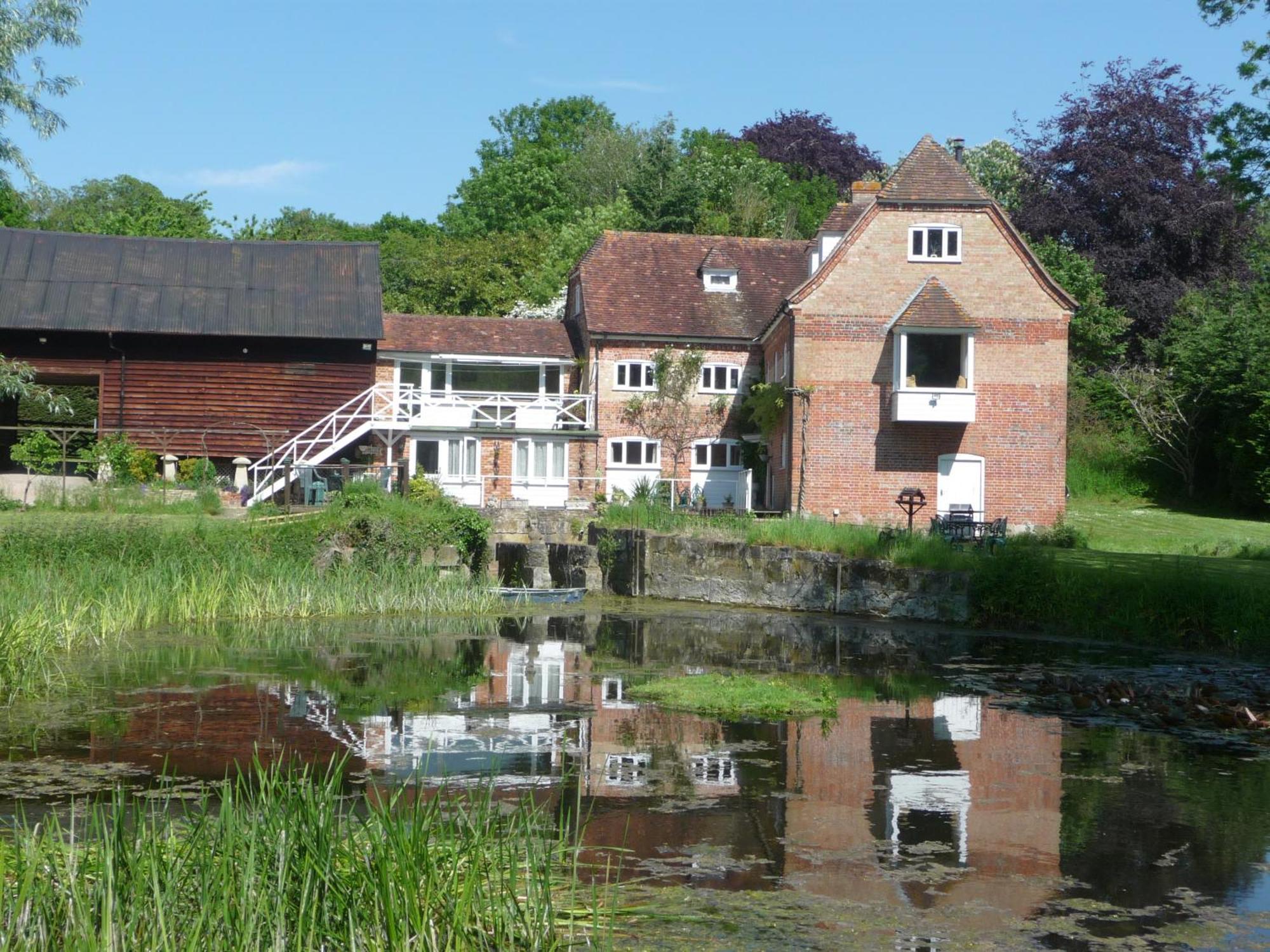 Apartmán Salisbury Old Mill House Exteriér fotografie